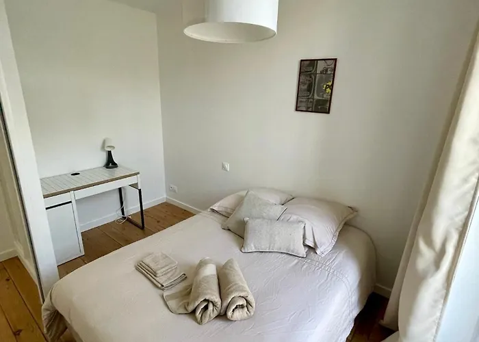 Montfaucon - Elegant & Terrasse Au Coeur De Bordeaux, Idealement Situe Lejlighed Bordeaux